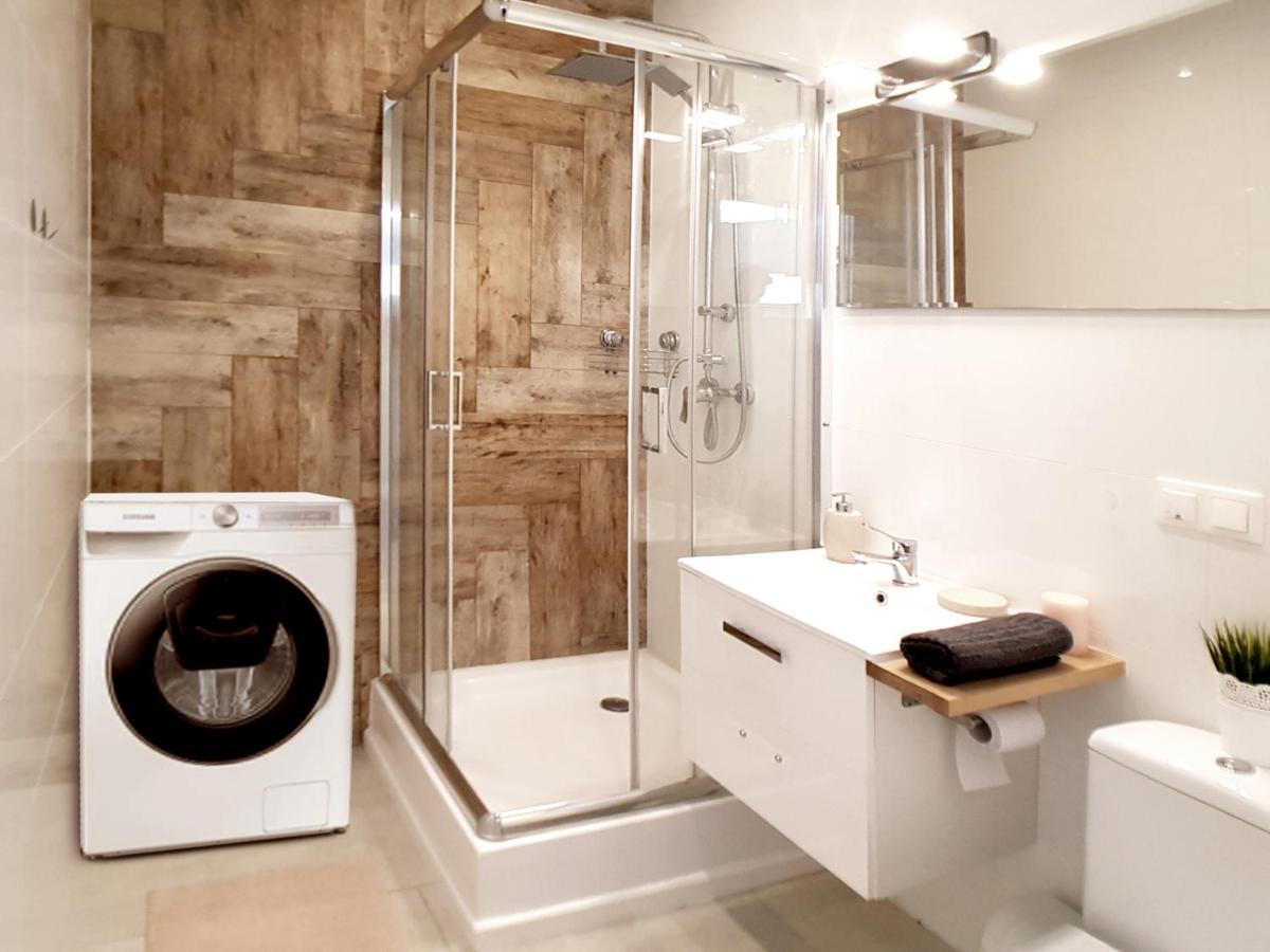 Apartament Peowiakow Kings Deluxe Lublin Luaran gambar